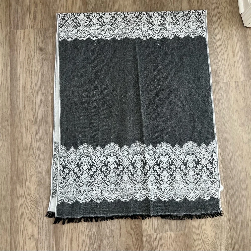 Atmosphere Gray, White & Black Patterned Fringed Scarf/Shawl/Wrap